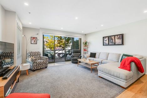 Photo of property in 41 Waterside Crescent, Gulf Harbour, Whangaparaoa, 0930