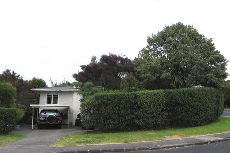 Photo of property in 38 Lauderdale Road, Birkdale, Auckland, 0626