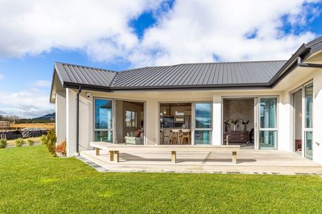 Photo of property in 2 Uku Way, Wharewaka, Taupo, 3330