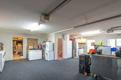 Photo of property in 14r Estates Terrace, Welcome Bay, Tauranga, 3175