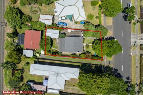 Photo of property in 64 Gloucester Road, Manurewa, Auckland, 2102