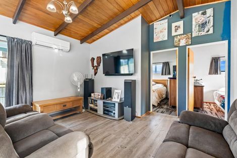 Photo of property in 4 Omutu Street, Oakura, Hikurangi, 0184