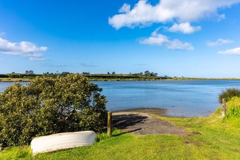 Photo of property in 13a Riverview Place, Waipu, 0582