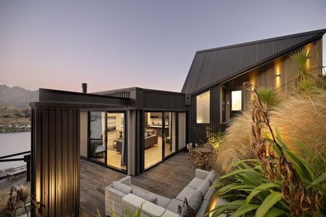 Photo of property in 5 Lancewood Lane, Queenstown, 9300