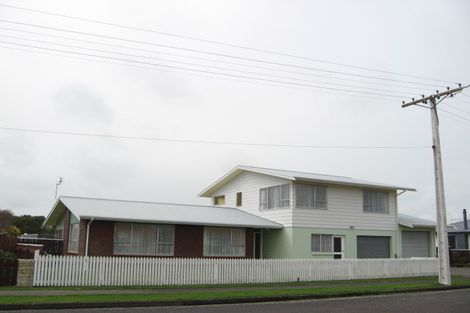 Photo of property in 16 Strange Street, Waitara, 4320