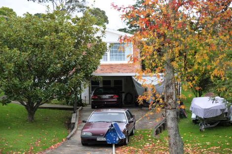 Photo of property in 3 Kelly Place, Cockle Bay, Auckland, 2014