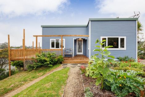 Photo of property in 2a Reeve Street, Foxton, 4814