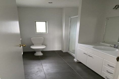 Photo of property in 49 Parade Court, Addington, Christchurch, 8024