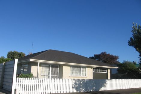 Photo of property in 3 Clausen Street, Takaro, Palmerston North, 4412