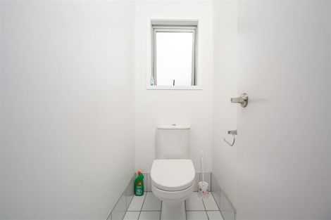 Photo of property in 1/37 Woodlands Crescent, Browns Bay, Auckland, 0630