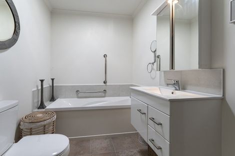 Photo of property in 19 Pohutukawa Place, Pohara, Takaka, 7183