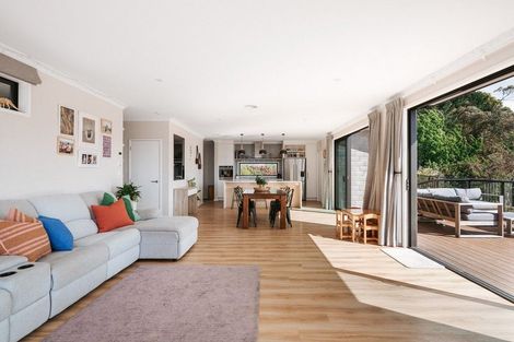 Photo of property in 4r Estates Terrace, Welcome Bay, Tauranga, 3175