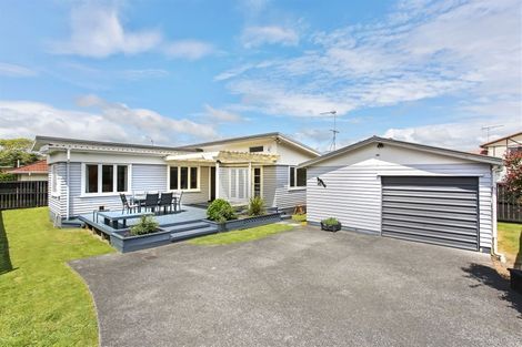 Photo of property in 22 Laurie Avenue, Papakura, 2110