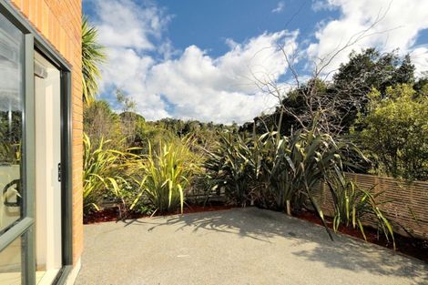Photo of property in 18 Catrina Avenue, Birkenhead, Auckland, 0626