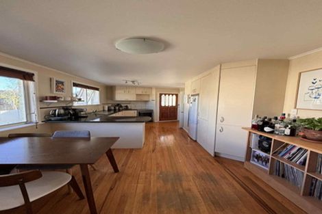 Photo of property in 2b Sutherland Avenue, Silverstream, Upper Hutt, 5019