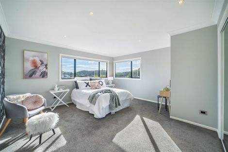 Photo of property in 70 Samwell Drive, Whitby, Porirua, 5024