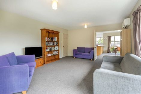 Photo of property in 424 Harewood Road, Harewood, Christchurch, 8051