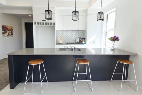 Photo of property in 71 Hayfield Way, Karaka, Papakura, 2113