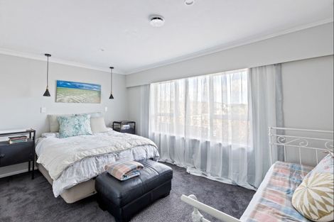 Photo of property in 9 Norwich Avenue, Spotswood, New Plymouth, 4310