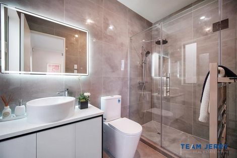 Photo of property in 21 Knockanara Drive, Flat Bush, Auckland, 2019