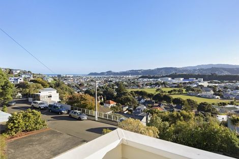 Photo of property in 35 Townsend Road, Miramar, Wellington, 6022