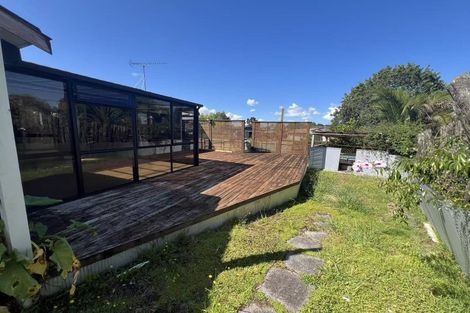 Photo of property in 10 Orinda Close, Botany Downs, Auckland, 2010