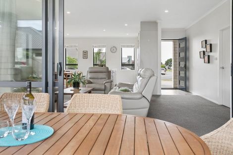 Photo of property in 12 Kanono Close, Papamoa Beach, Papamoa, 3118