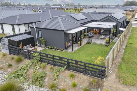 Photo of property in 18 Ellmers Street, Woodend, 7691