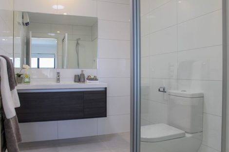 Photo of property in 9 Pepene Avenue, Takanini, 2112