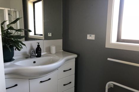 Photo of property in 50 Martbern Crescent, Bishopdale, Christchurch, 8053