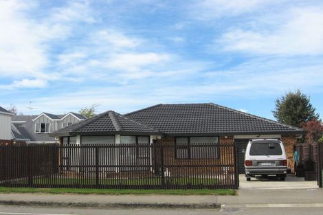 Photo of property in 142 Racecourse Road, Sockburn, Christchurch, 8042