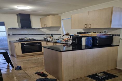 Photo of property in 6a Dennis Road, Papatoetoe, Auckland, 2025