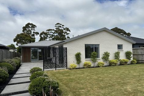 Photo of property in 14 John Raven Lane, Woodend, 7610