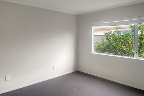 Photo of property in 15 Newbury Place, Taradale, Napier, 4112