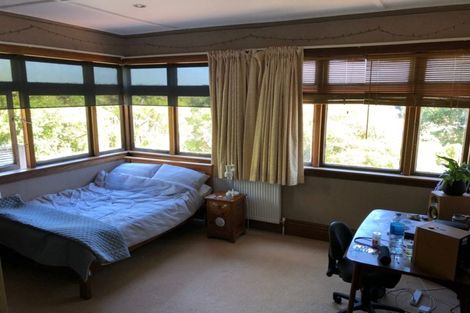 Photo of property in 2 Fernhill Terrace, Wadestown, Wellington, 6012