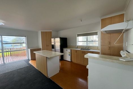 Photo of property in 21 Laurelwood Avenue, Pukekohe, 2120