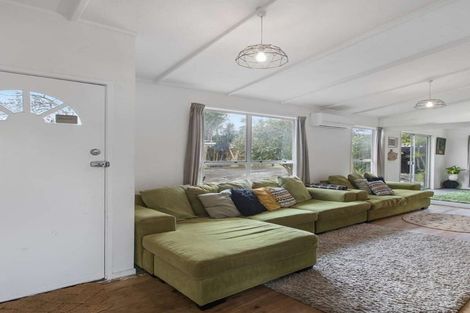 Photo of property in 1 Elmwood Place, Manurewa, Auckland, 2102