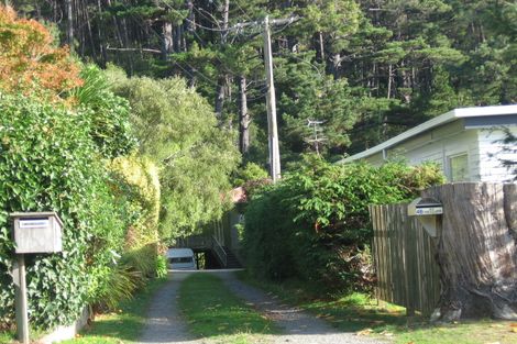 Photo of property in 46 Kamahi Street, Stokes Valley, Lower Hutt, 5019
