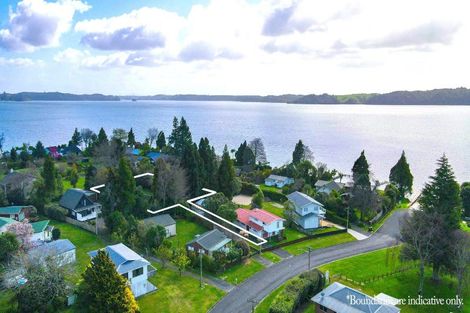 Photo of property in 32 Wharetoroa Drive, Rotoiti Forest, Rotorua, 3074
