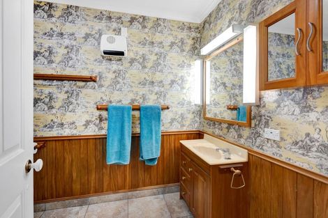 Photo of property in 23f Veale Road, Frankleigh Park, New Plymouth, 4310