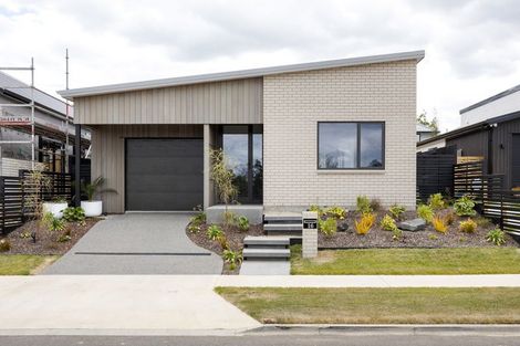 Photo of property in 16 Lumino Terrace, Peacocke, Hamilton, 3206