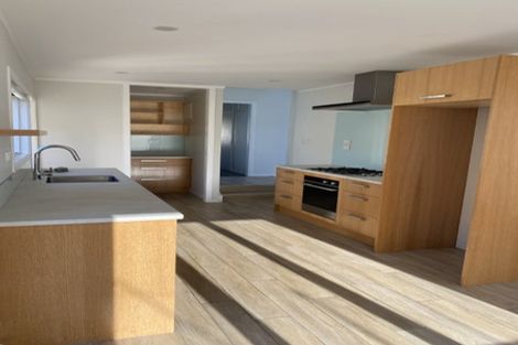 Photo of property in 43 Stredwick Drive, Torbay, Auckland, 0630