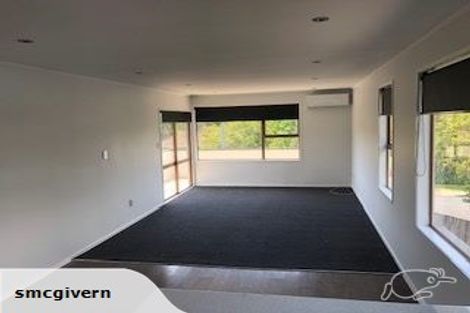 Photo of property in 32 Pisces Road, Glen Eden, Auckland, 0602