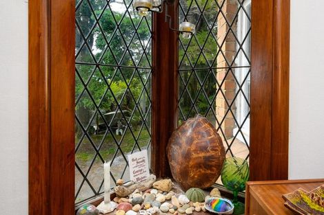 Photo of property in 195 Golf Road, Titirangi, Auckland, 0604