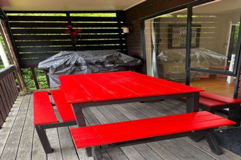 Photo of property in 14 Sandy Bay Road, Black Rock, Picton, 7282