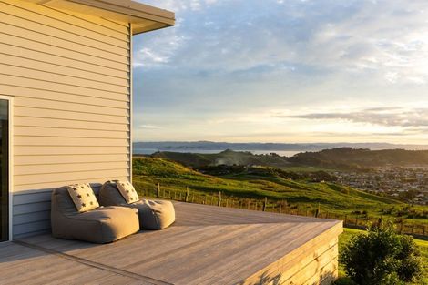 Photo of property in 225 Wheatstone Road, Wainui, Gisborne, 4073