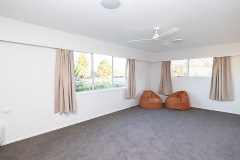 Photo of property in 11 Paul Drive, Ngatea, 3503