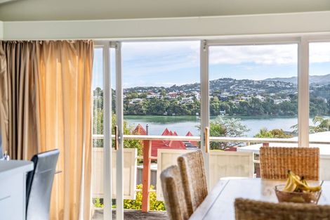 Photo of property in 2 Leeward Drive, Whitby, Porirua, 5024