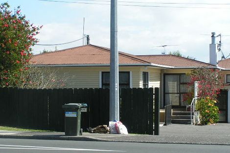 Photo of property in 2/126 Forrest Hill Road, Forrest Hill, Auckland, 0620