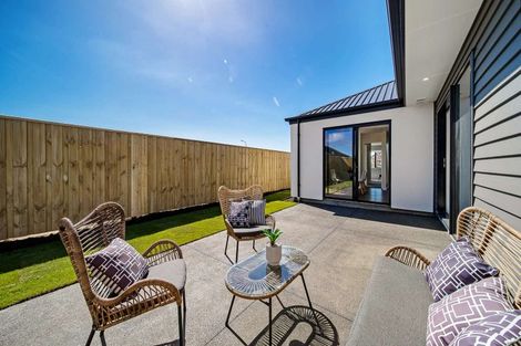 Photo of property in 21 Ellmers Street, Woodend, 7691